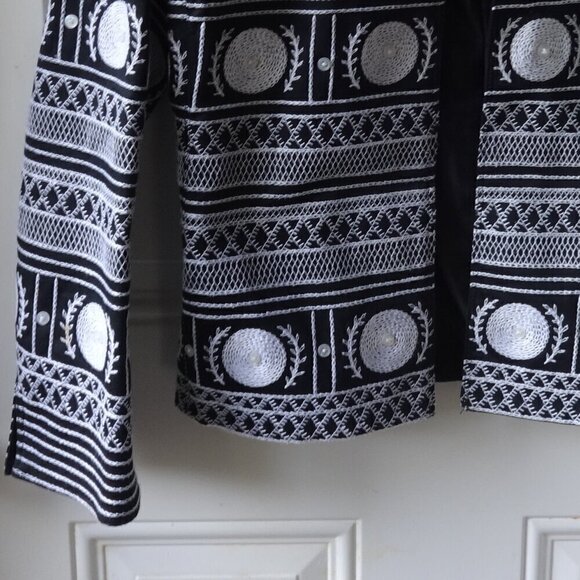 Silk Club women's size SP jacket black with white embroidery, open front, lined - Picture 13 of 16